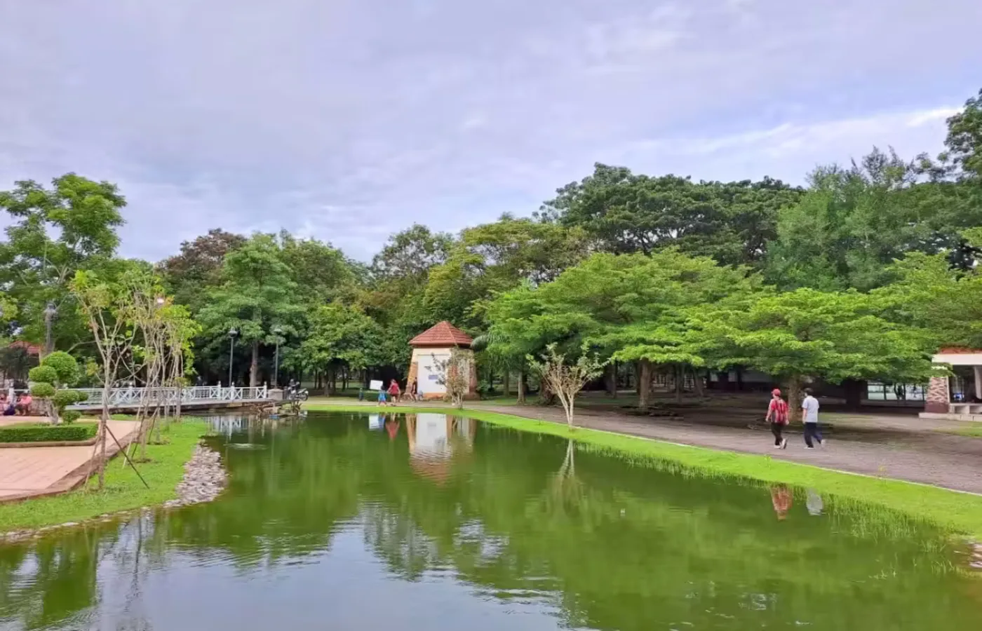 ภาพสถานที่จริง สวนอาภากรเกียรติวงศ์ TH-0409