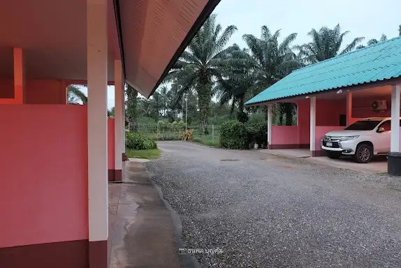 บ่าววีรีสอร์ท อำเภอปะทิว ชุมพร